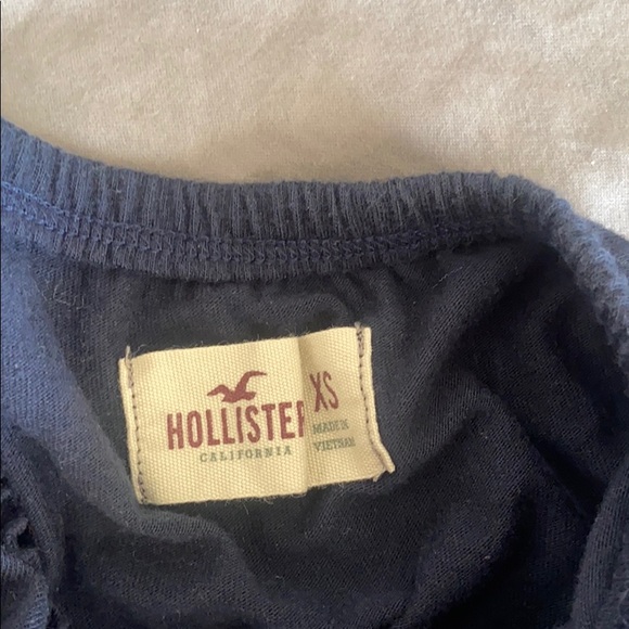 Hollister navy ruffle strapless top - Picture 2 of 4